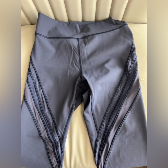 Lululemon Athletica Purple Mesh Leggings (Size 6) - Picture 3 of 5